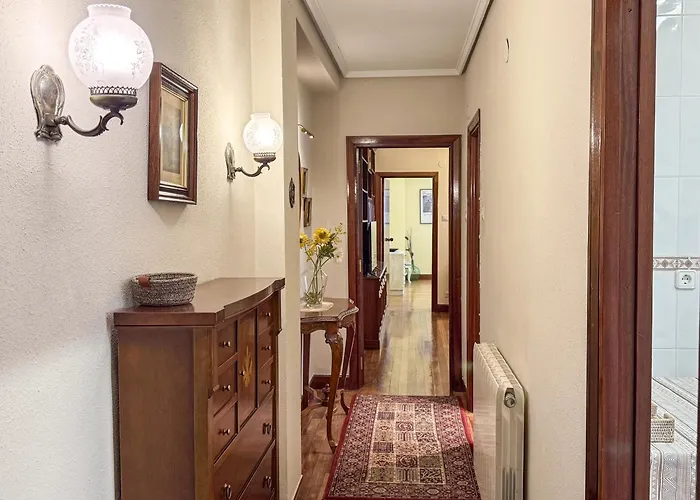 Vt - Hogar Familiar En Deusto * Бильбао